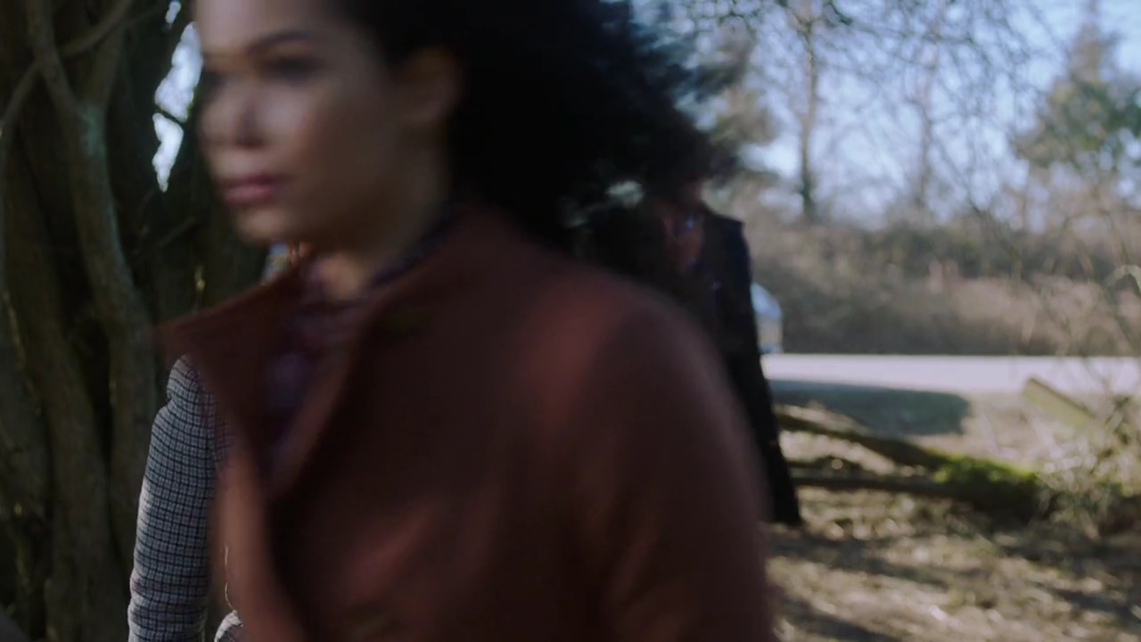 Charmed-Online-dot-nl_Charmed-1x17Surrender02027.jpg