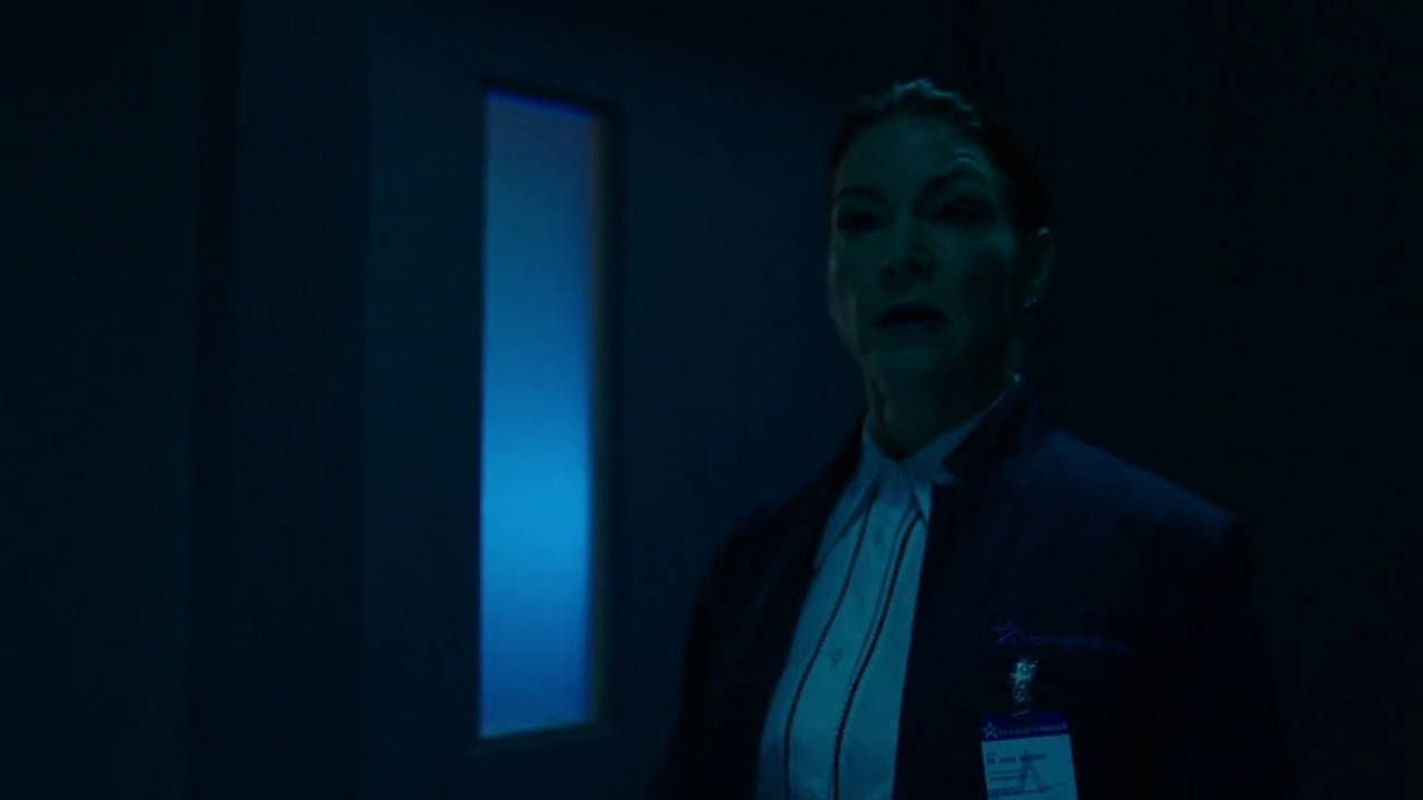 Charmed-Online-dot-nl_Charmed-1x17Surrender02169.jpg