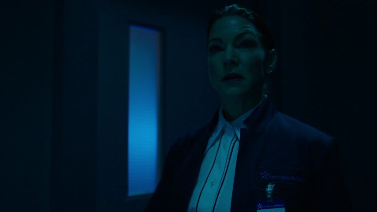 Charmed-Online-dot-nl_Charmed-1x17Surrender02173.jpg