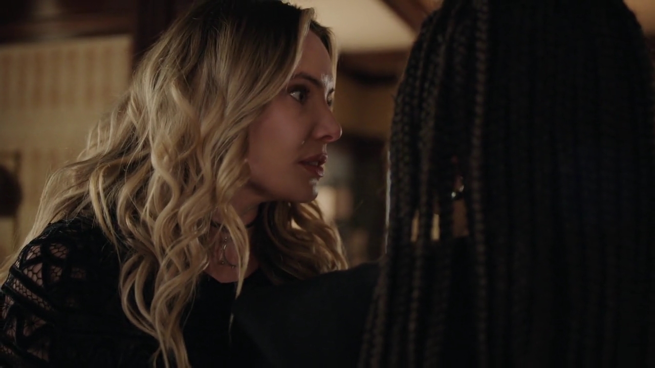 Charmed-Online-dot-nl_Charmed-1x17Surrender02267.jpg