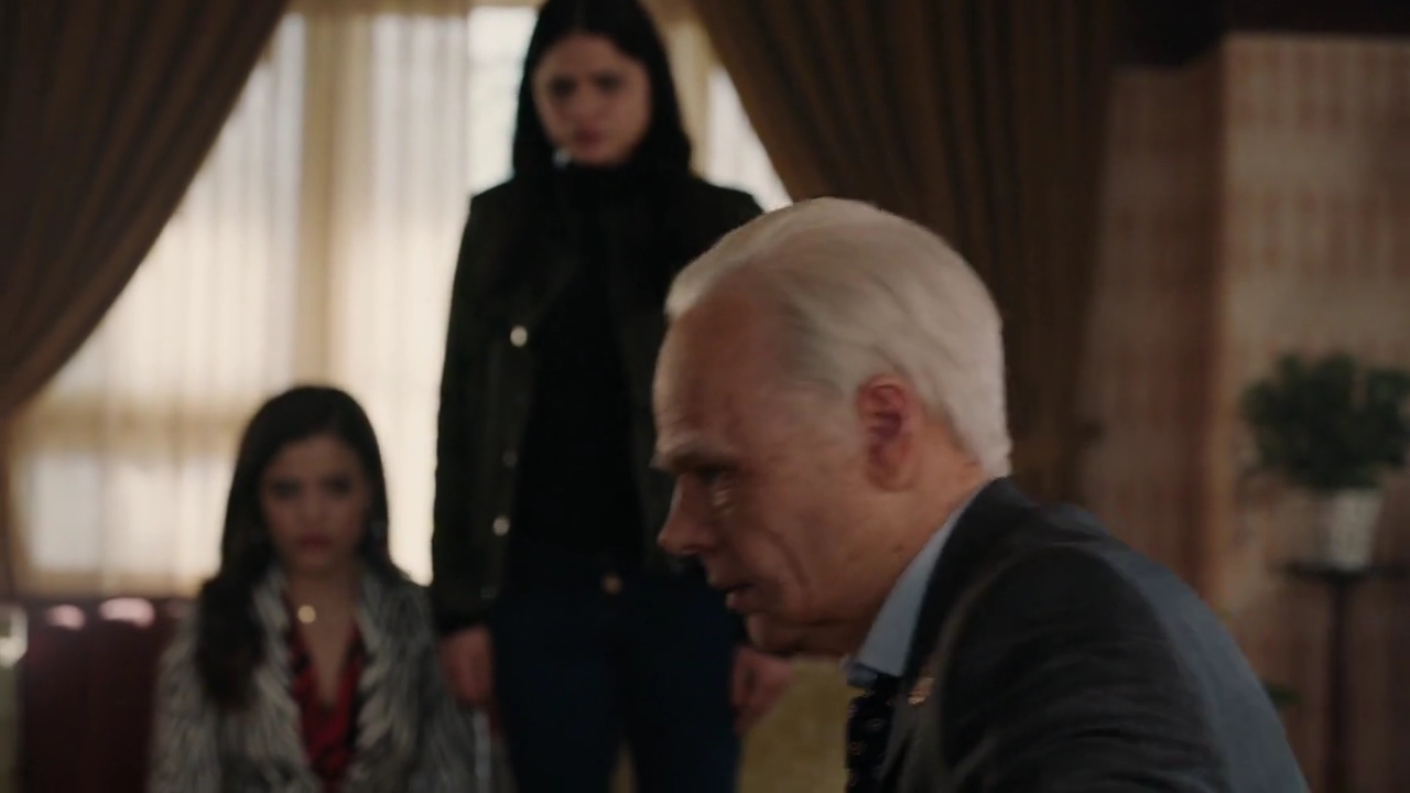 Charmed-Online-dot-nl_Charmed-1x17Surrender02282.jpg