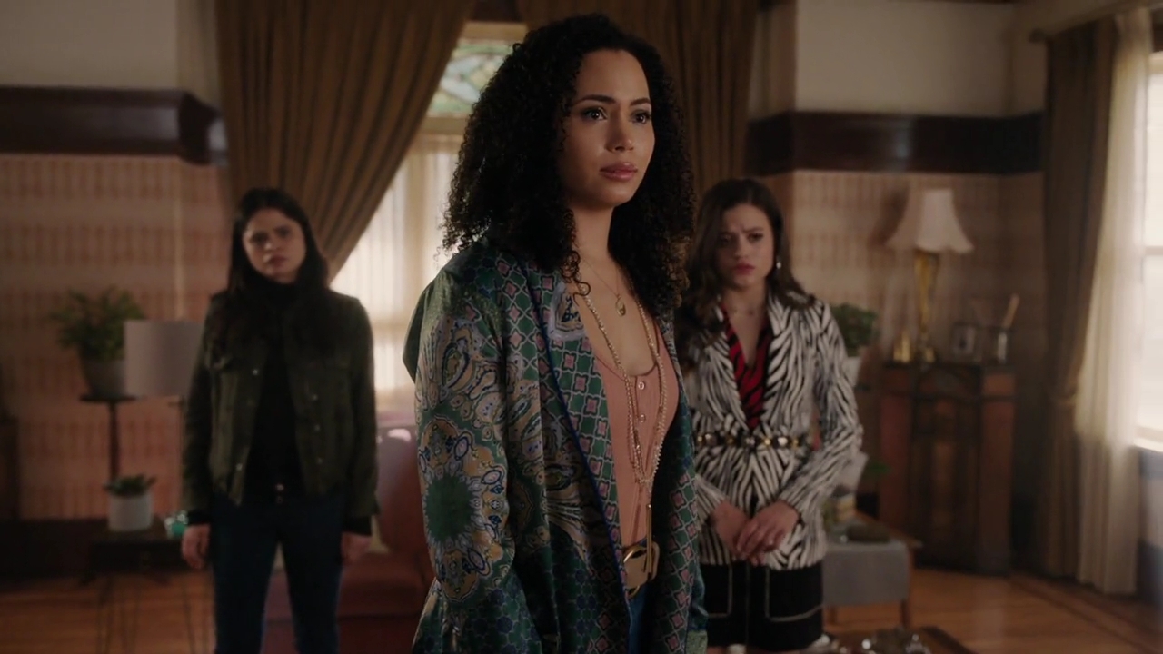 Charmed-Online-dot-nl_Charmed-1x17Surrender02321.jpg