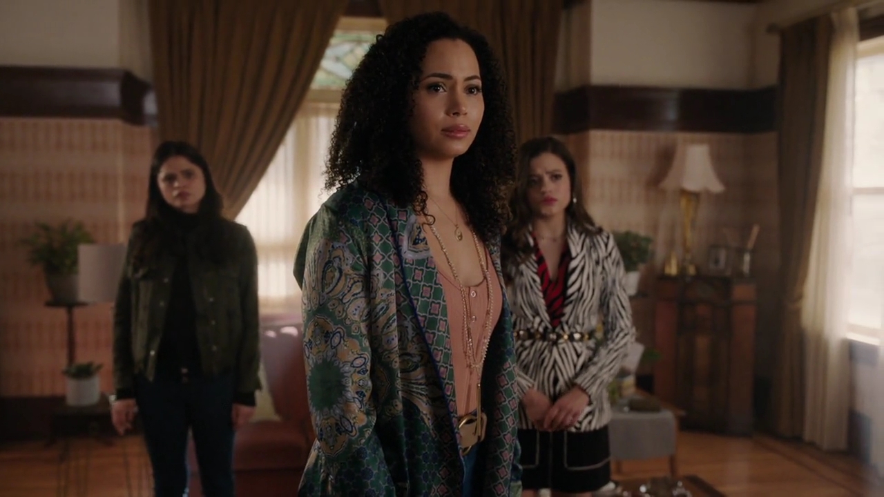 Charmed-Online-dot-nl_Charmed-1x17Surrender02322.jpg