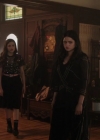 Charmed-Online-dot-nl_Charmed-1x17Surrender00607.jpg
