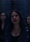 Charmed-Online-dot-nl_Charmed-1x17Surrender01011.jpg