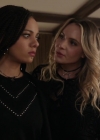 Charmed-Online-dot-nl_Charmed-1x17Surrender02270.jpg