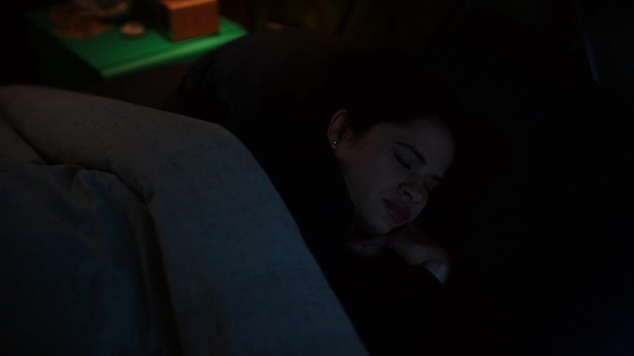 Charmed-Online-dot-nl_Charmed-1x18TheReplacement00092.jpg
