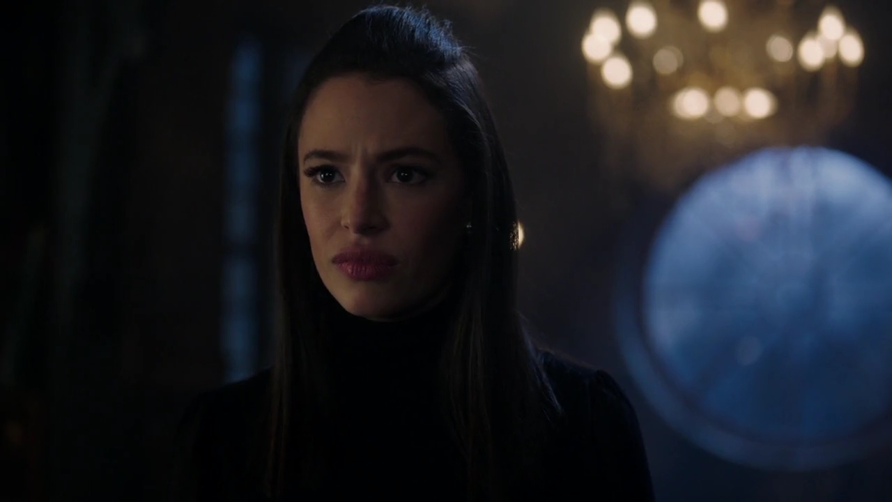 Charmed-Online-dot-nl_Charmed-1x18TheReplacement00210.jpg