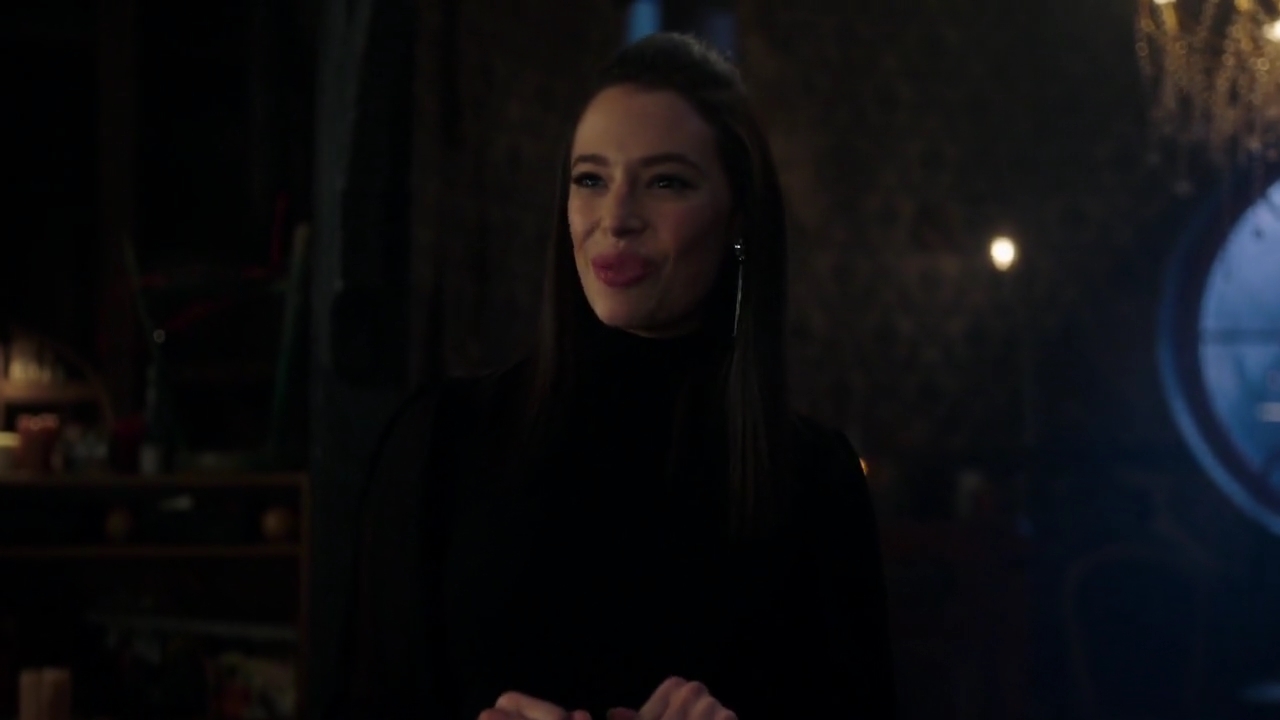 Charmed-Online-dot-nl_Charmed-1x18TheReplacement00256.jpg