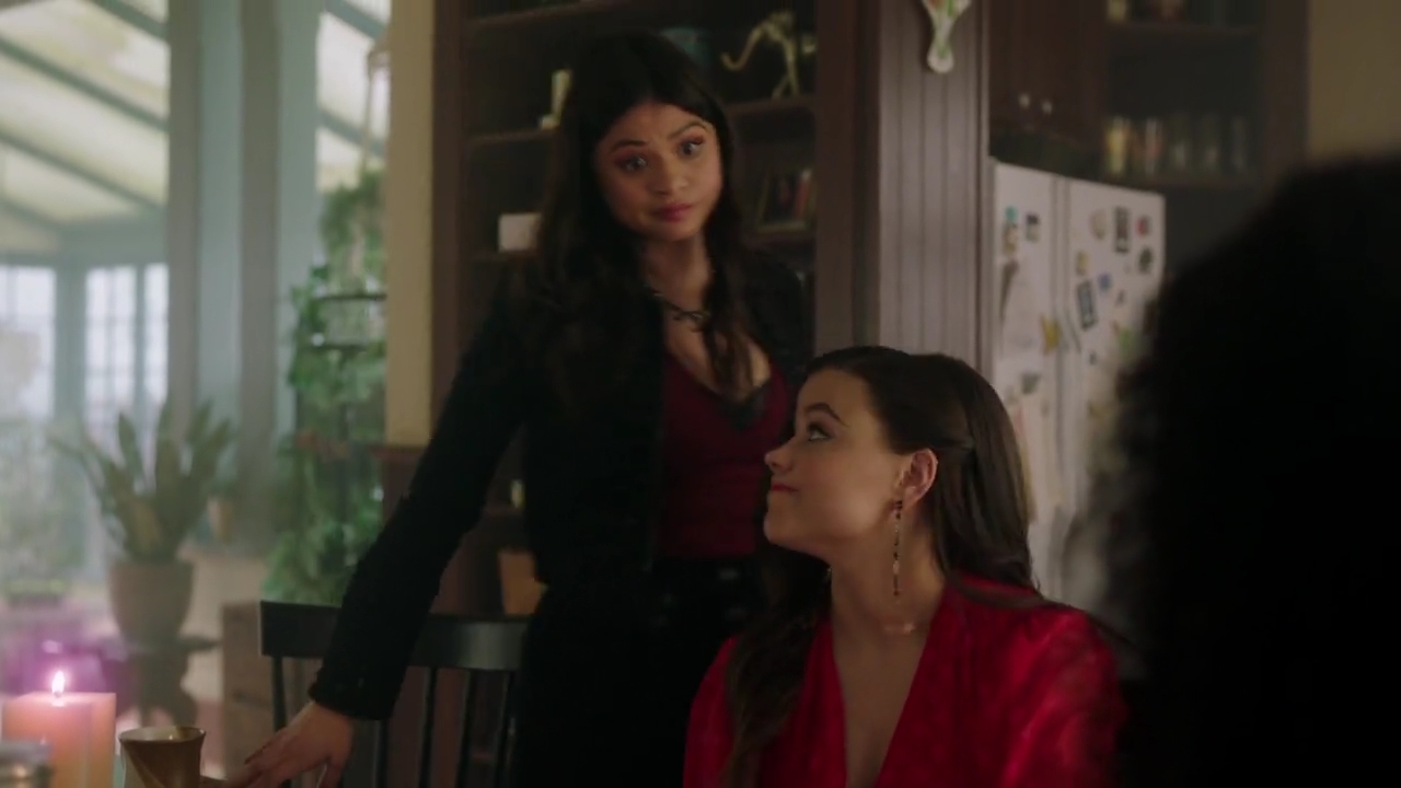 Charmed-Online-dot-nl_Charmed-1x18TheReplacement00378.jpg