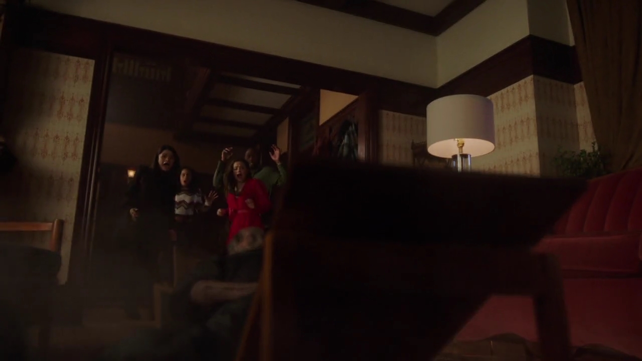 Charmed-Online-dot-nl_Charmed-1x18TheReplacement00512.jpg