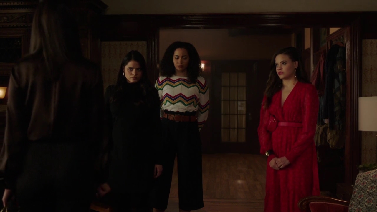 Charmed-Online-dot-nl_Charmed-1x18TheReplacement00570.jpg