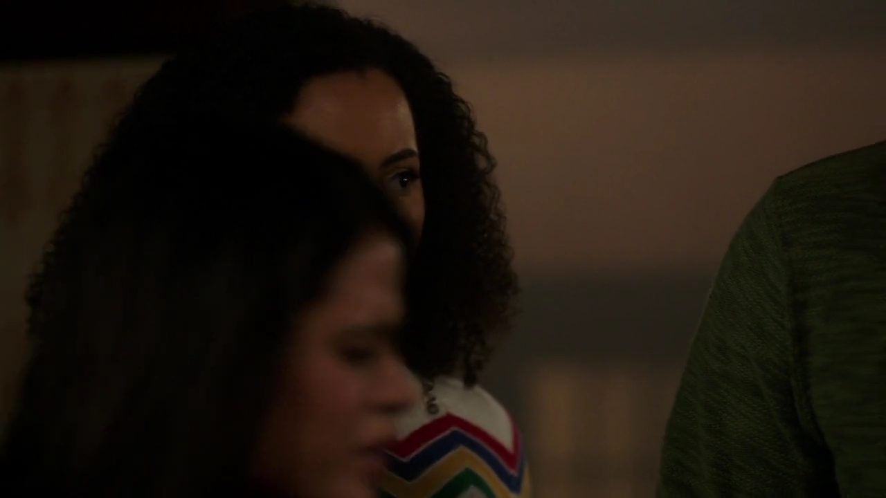 Charmed-Online-dot-nl_Charmed-1x18TheReplacement00613.jpg