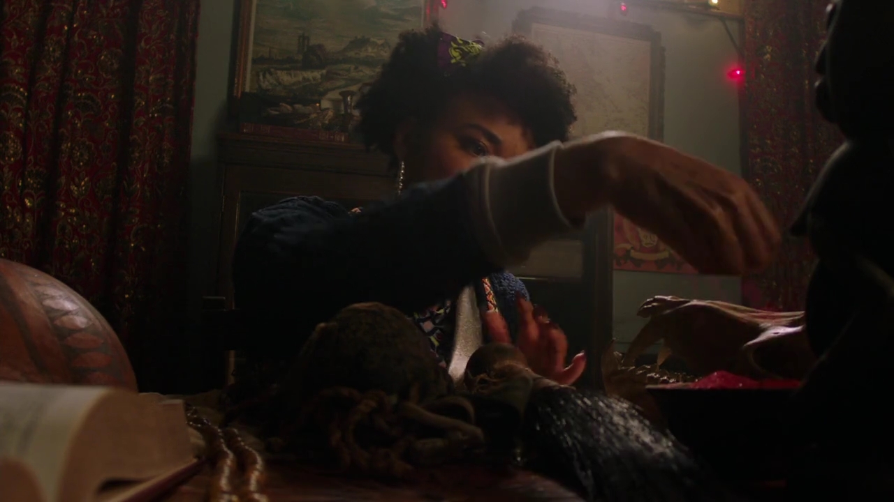 Charmed-Online-dot-nl_Charmed-1x18TheReplacement00662.jpg