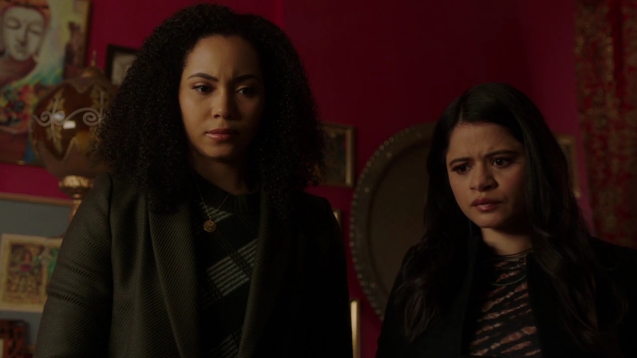 Charmed-Online-dot-nl_Charmed-1x18TheReplacement00665.jpg