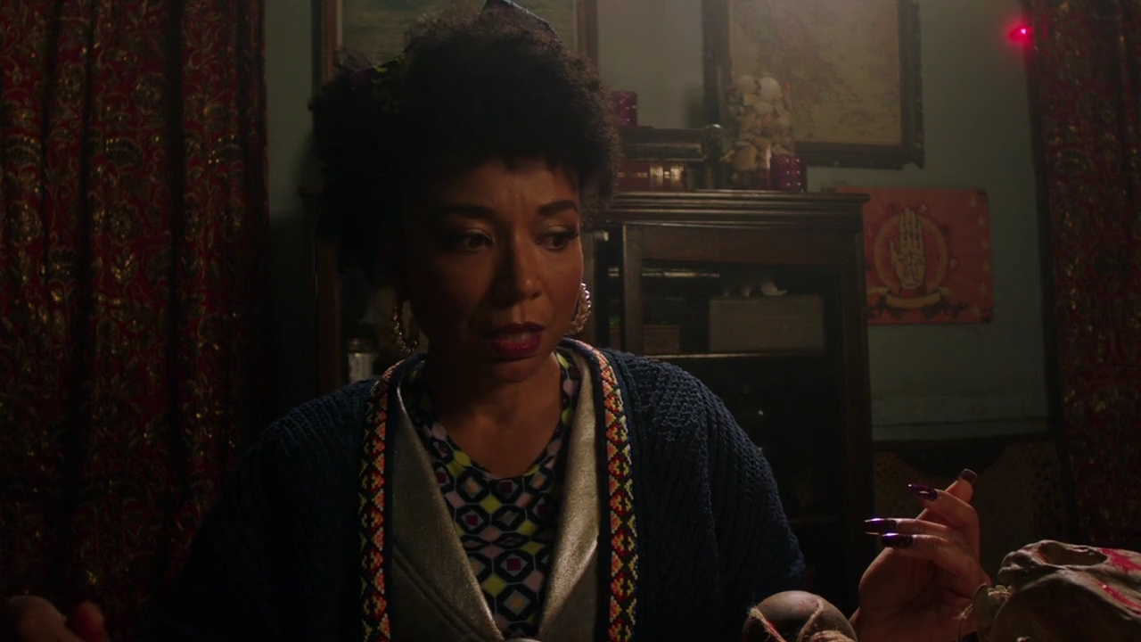 Charmed-Online-dot-nl_Charmed-1x18TheReplacement00667.jpg