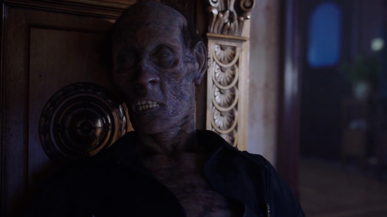 Charmed-Online-dot-nl_Charmed-1x18TheReplacement00777.jpg