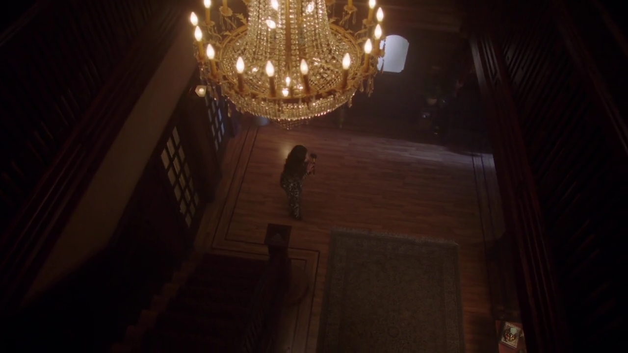 Charmed-Online-dot-nl_Charmed-1x18TheReplacement00791.jpg