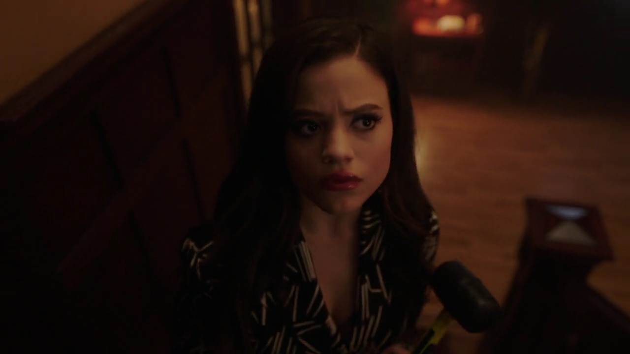 Charmed-Online-dot-nl_Charmed-1x18TheReplacement00795.jpg