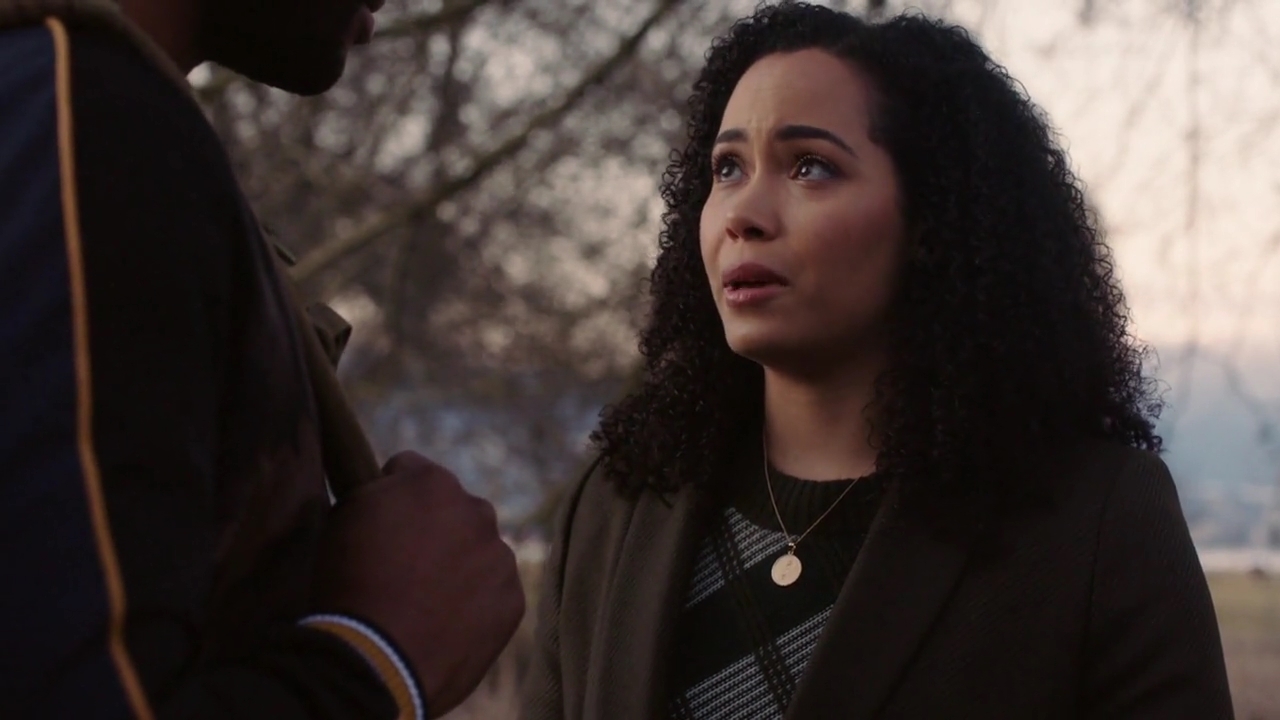 Charmed-Online-dot-nl_Charmed-1x18TheReplacement00915.jpg