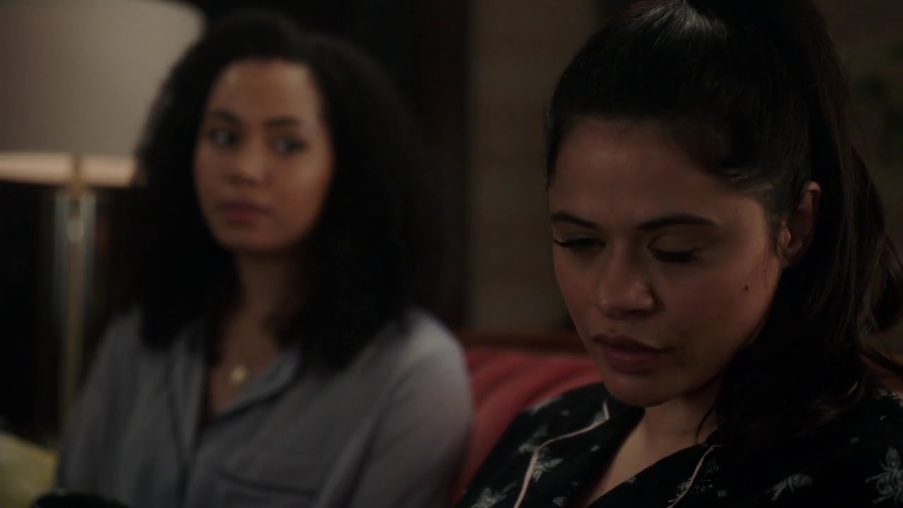 Charmed-Online-dot-nl_Charmed-1x18TheReplacement00961.jpg