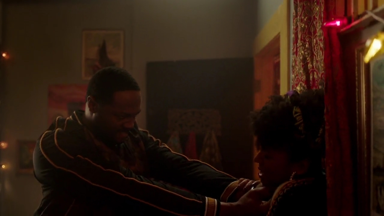 Charmed-Online-dot-nl_Charmed-1x18TheReplacement01149.jpg