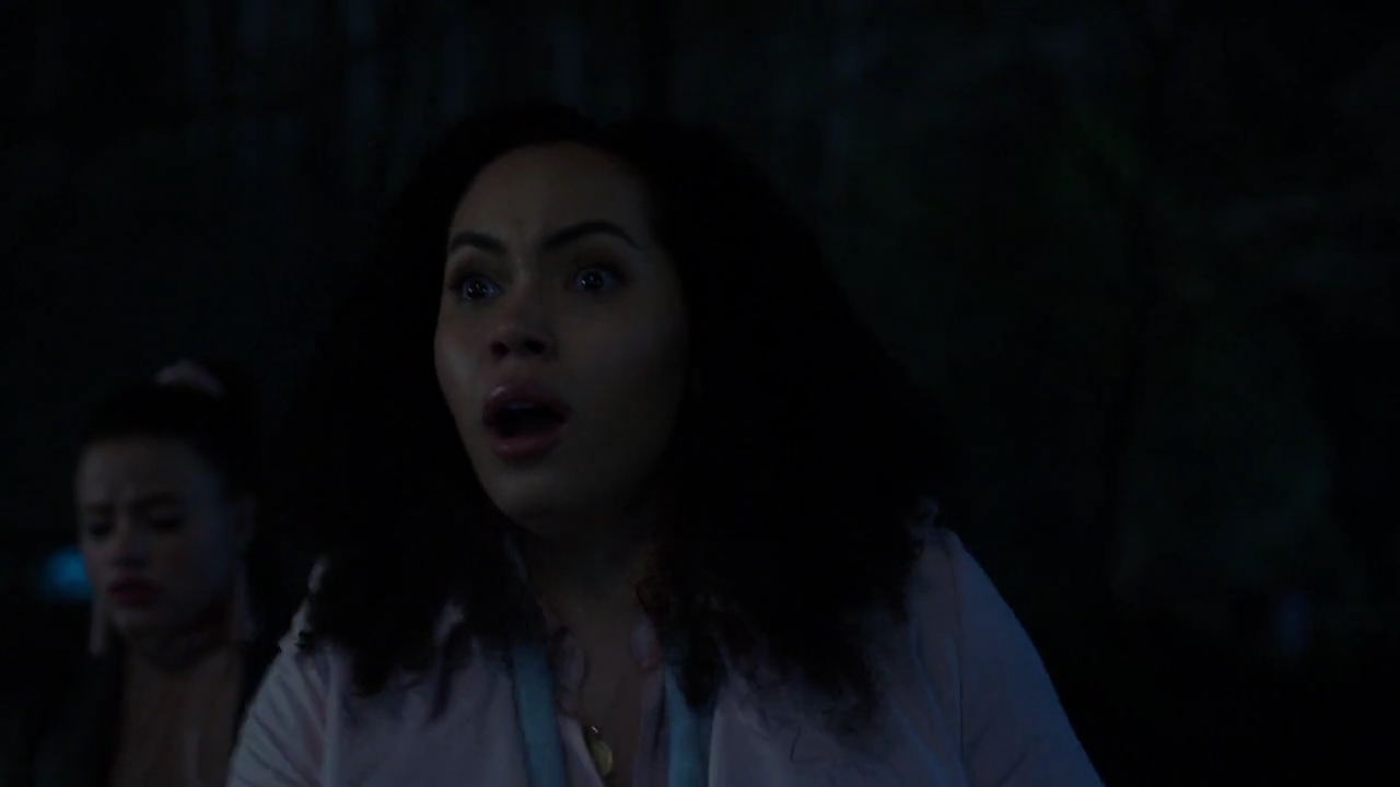 Charmed-Online-dot-nl_Charmed-1x18TheReplacement01577.jpg