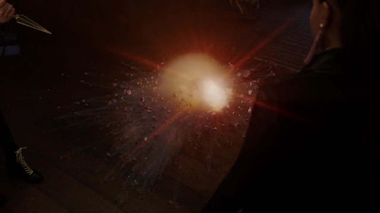 Charmed-Online-dot-nl_Charmed-1x18TheReplacement01832.jpg Charmed-Online-dot-nl_Charmed-1x18TheReplacement01832.jpg