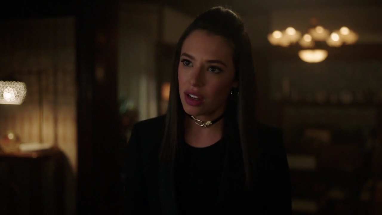 Charmed-Online-dot-nl_Charmed-1x18TheReplacement01868.jpg