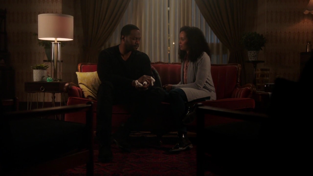 Charmed-Online-dot-nl_Charmed-1x18TheReplacement01903.jpg