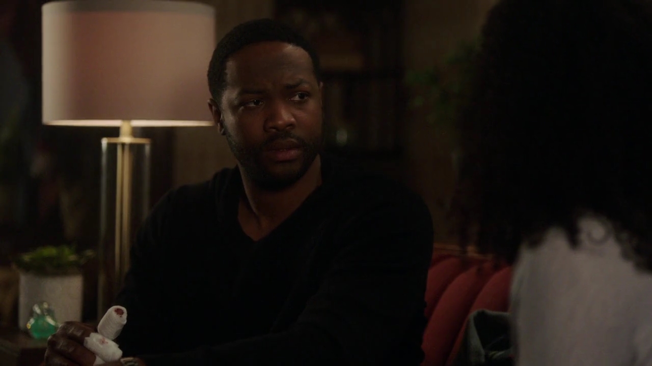 Charmed-Online-dot-nl_Charmed-1x18TheReplacement01910.jpg