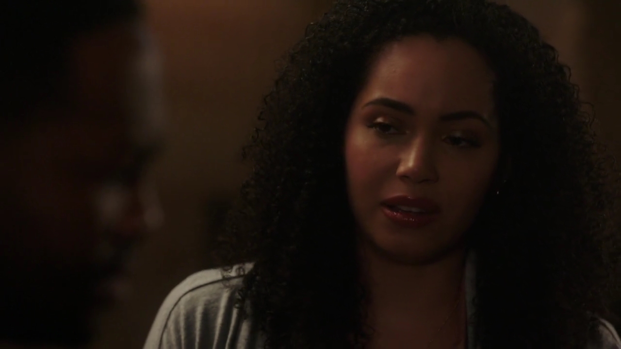 Charmed-Online-dot-nl_Charmed-1x18TheReplacement01947.jpg