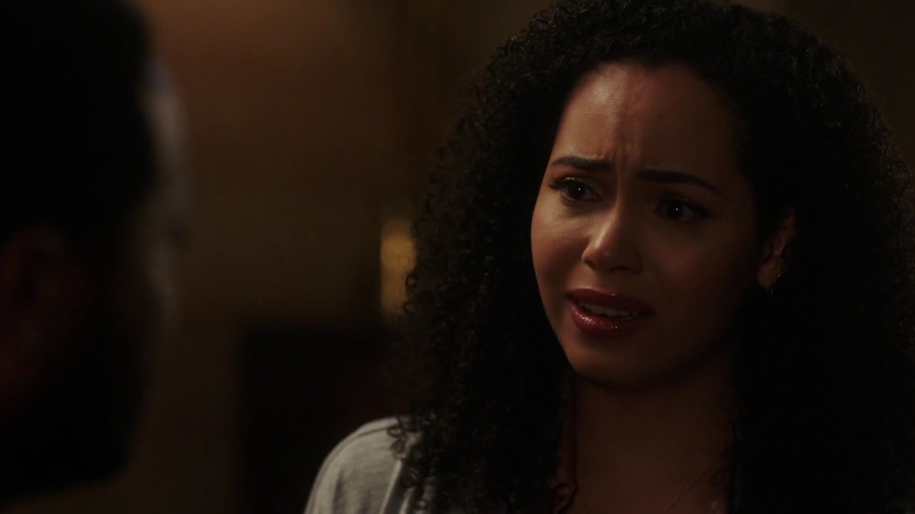 Charmed-Online-dot-nl_Charmed-1x18TheReplacement02003.jpg