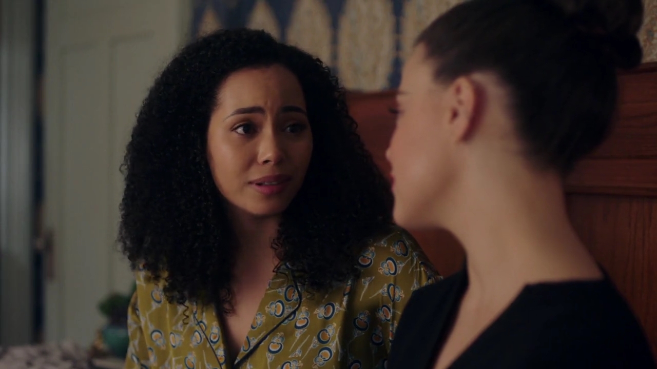 Charmed-Online-dot-nl_Charmed-1x18TheReplacement02124.jpg