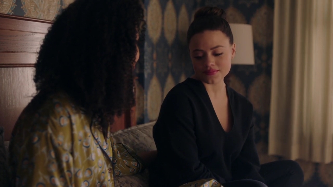 Charmed-Online-dot-nl_Charmed-1x18TheReplacement02131.jpg