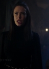 Charmed-Online-dot-nl_Charmed-1x18TheReplacement00143.jpg