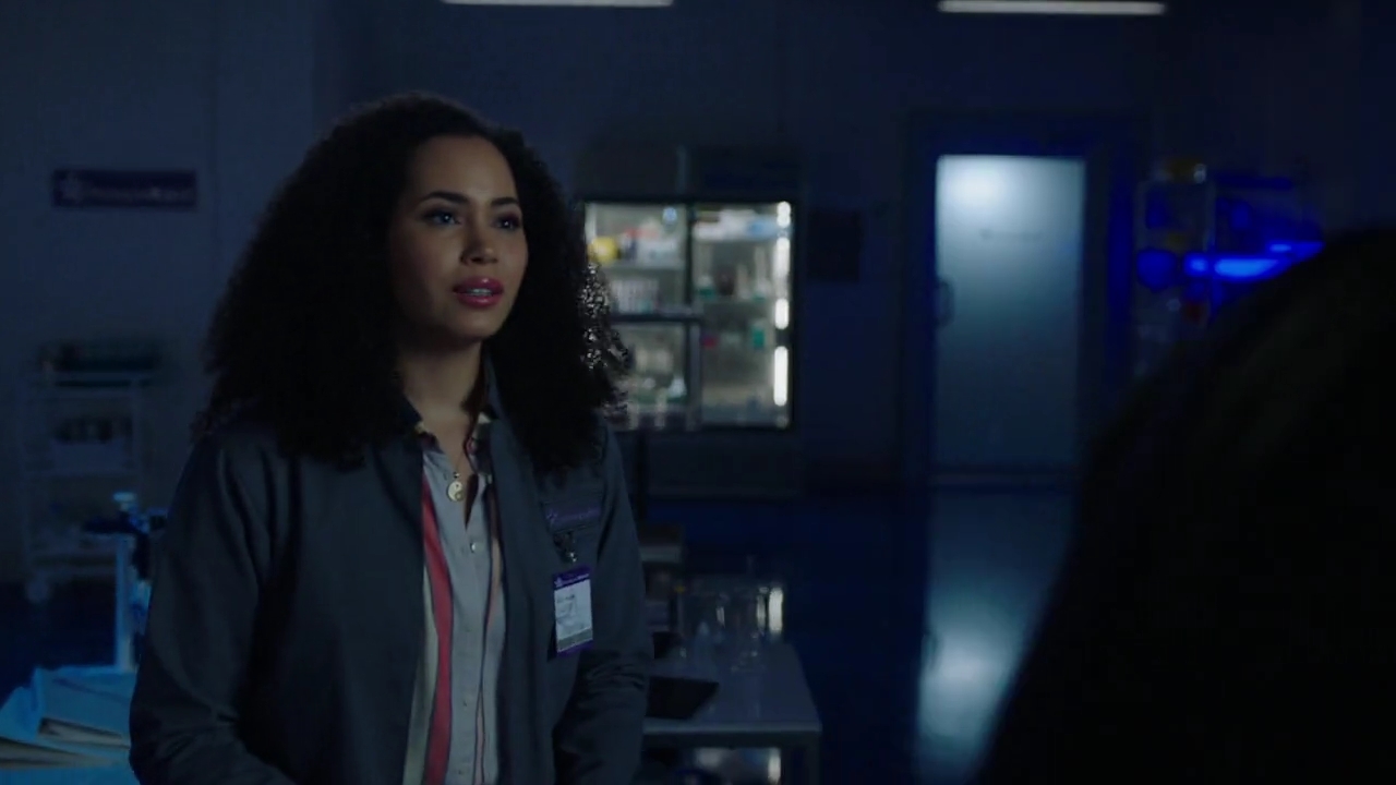 Charmed-Online-dot-nl_Charmed-1x19PowerOfFour00712.jpg