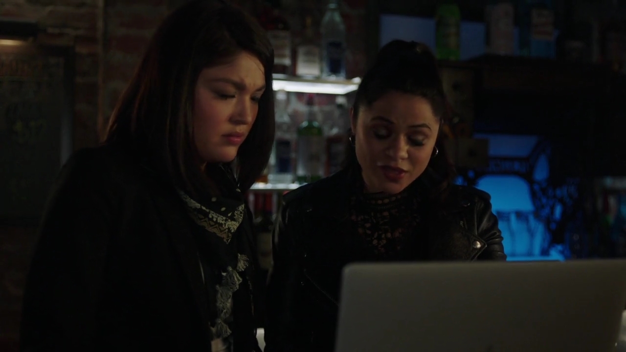 Charmed-Online-dot-nl_Charmed-1x19PowerOfFour00824.jpg Charmed-Online-dot-nl_Charmed-1x19PowerOfFour00824.jpg