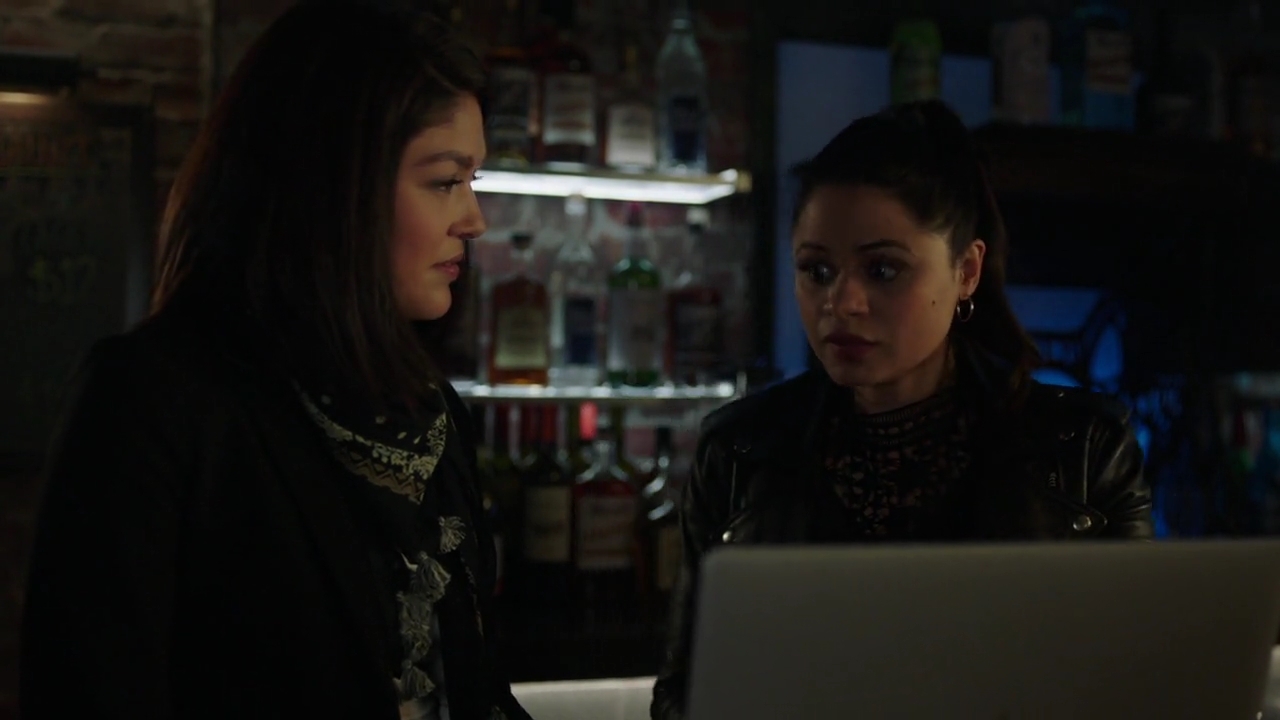 Charmed-Online-dot-nl_Charmed-1x19PowerOfFour00829.jpg Charmed-Online-dot-nl_Charmed-1x19PowerOfFour00829.jpg