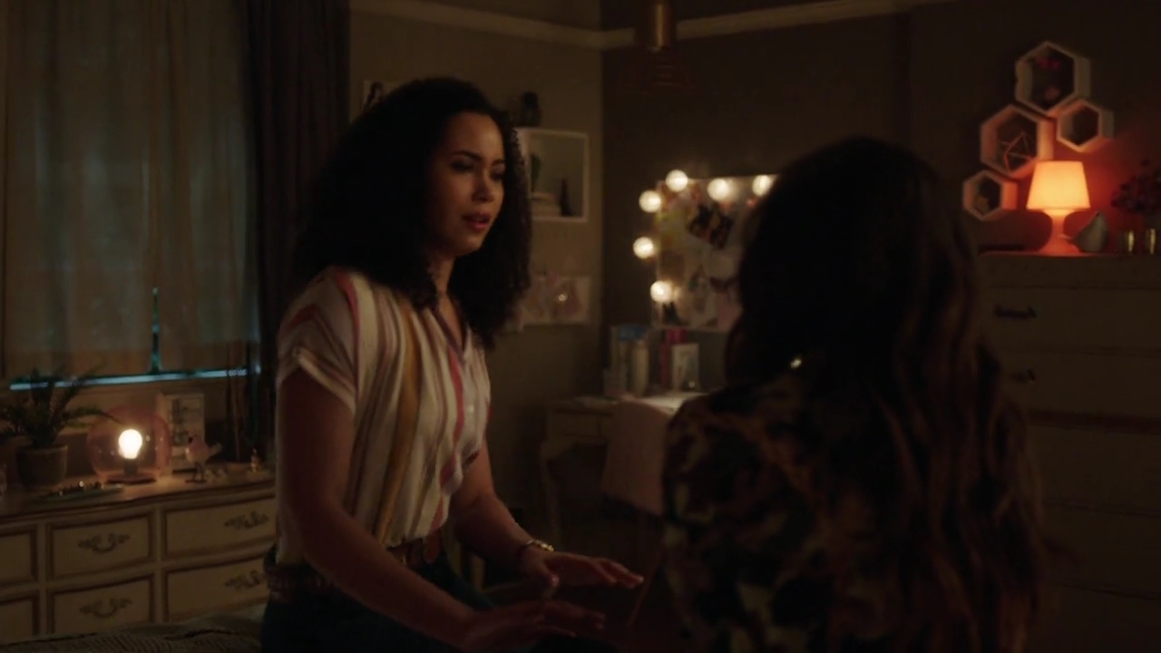 Charmed-Online-dot-nl_Charmed-1x19PowerOfFour01089.jpg