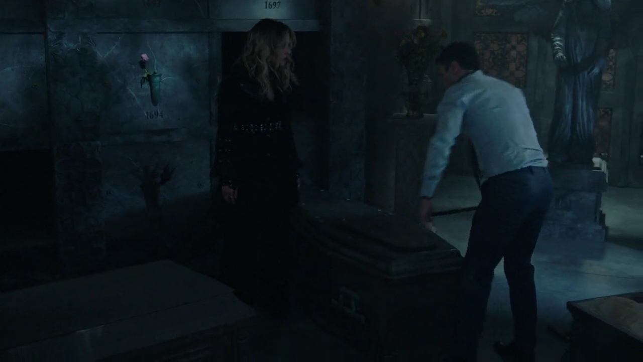 Charmed-Online-dot-nl_Charmed-1x19PowerOfFour01466.jpg