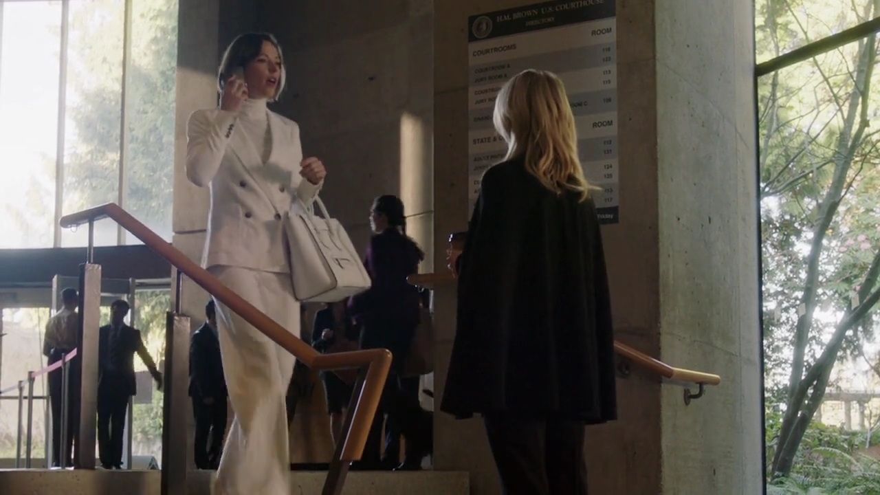 Charmed-Online-dot-nl_Charmed-1x20Ambush00006.jpg