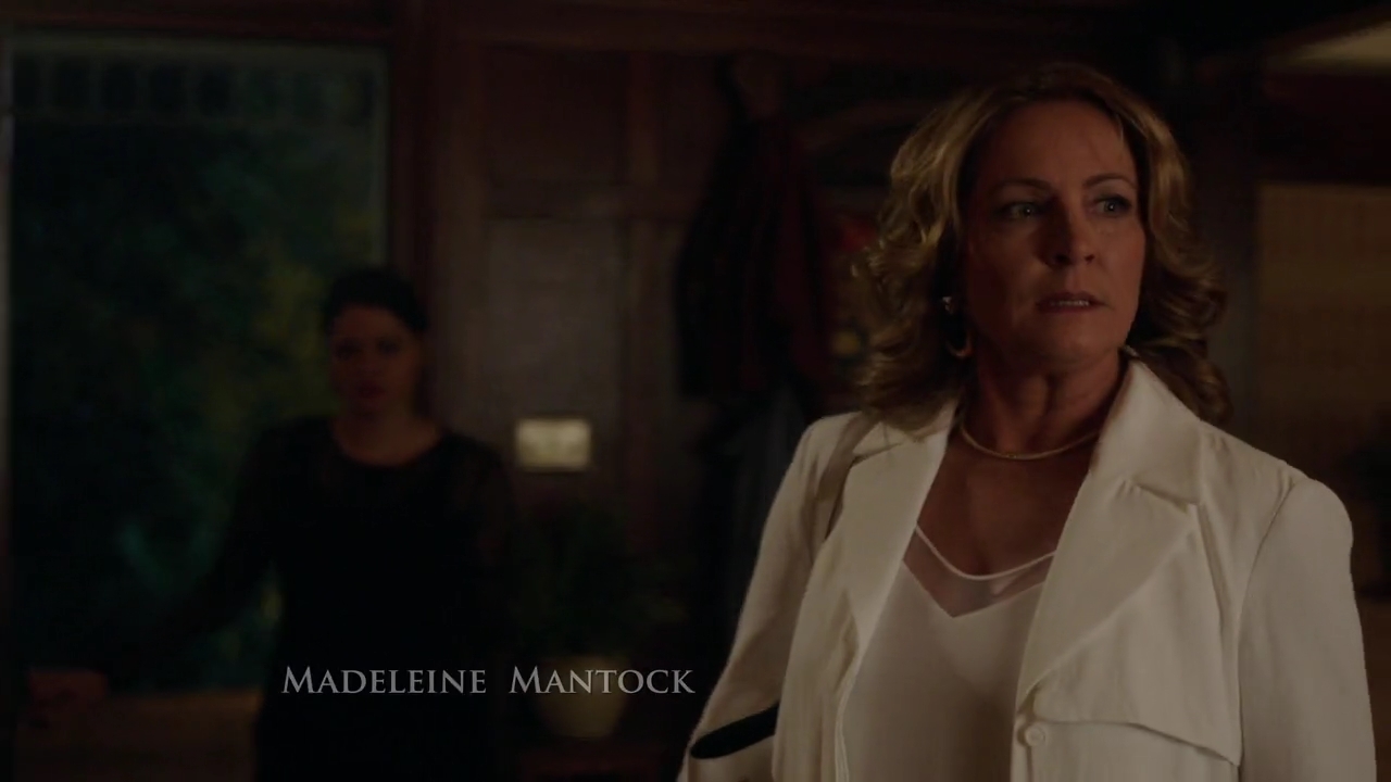 Charmed-Online-dot-nl_Charmed-1x20Ambush00045.jpg