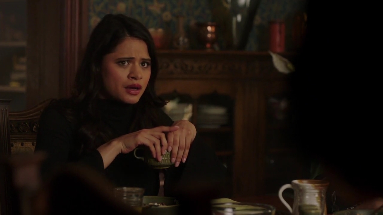 Charmed-Online-dot-nl_Charmed-1x20Ambush00186.jpg