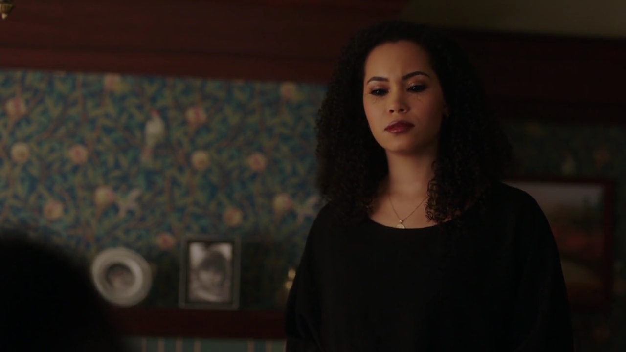 Charmed-Online-dot-nl_Charmed-1x20Ambush00189.jpg