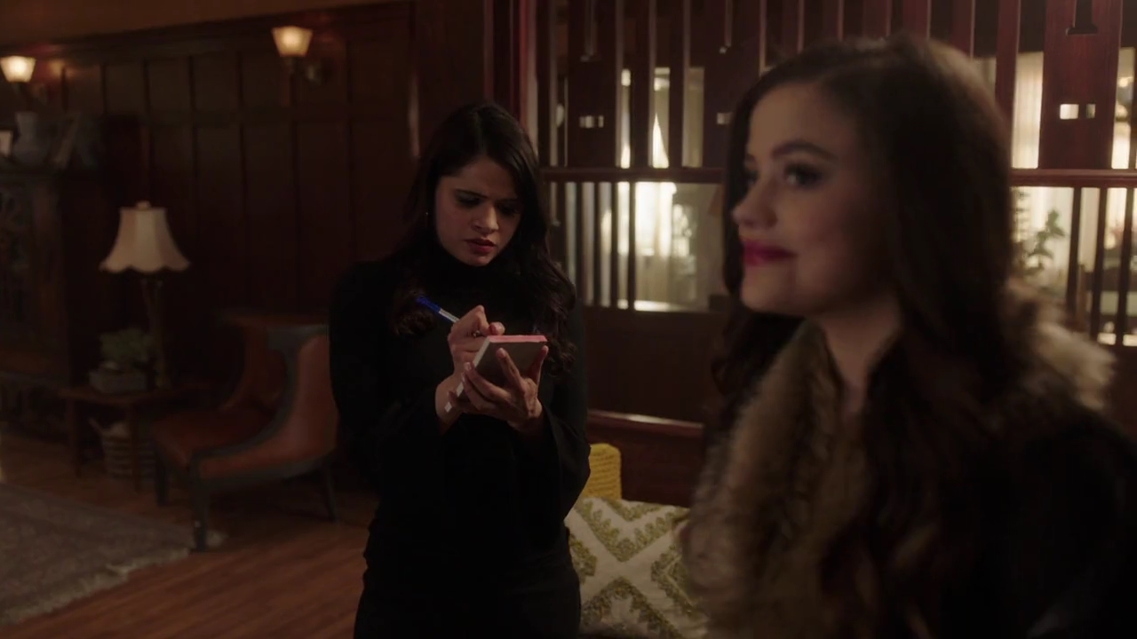 Charmed-Online-dot-nl_Charmed-1x20Ambush00314.jpg