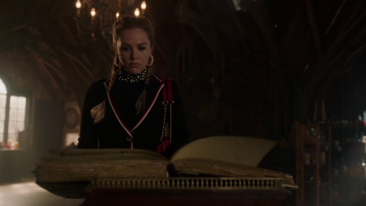 Charmed-Online-dot-nl_Charmed-1x20Ambush00367.jpg