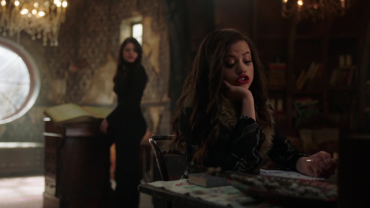 Charmed-Online-dot-nl_Charmed-1x20Ambush00444.jpg