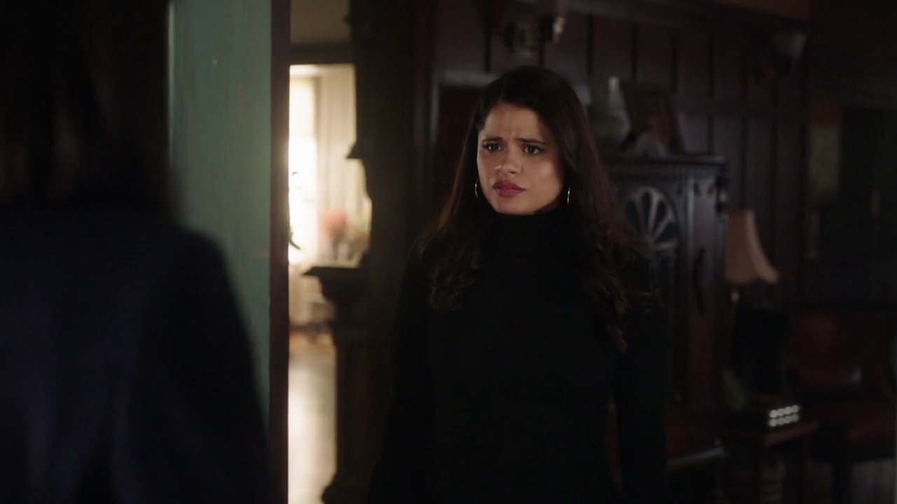 Charmed-Online-dot-nl_Charmed-1x20Ambush01033.jpg