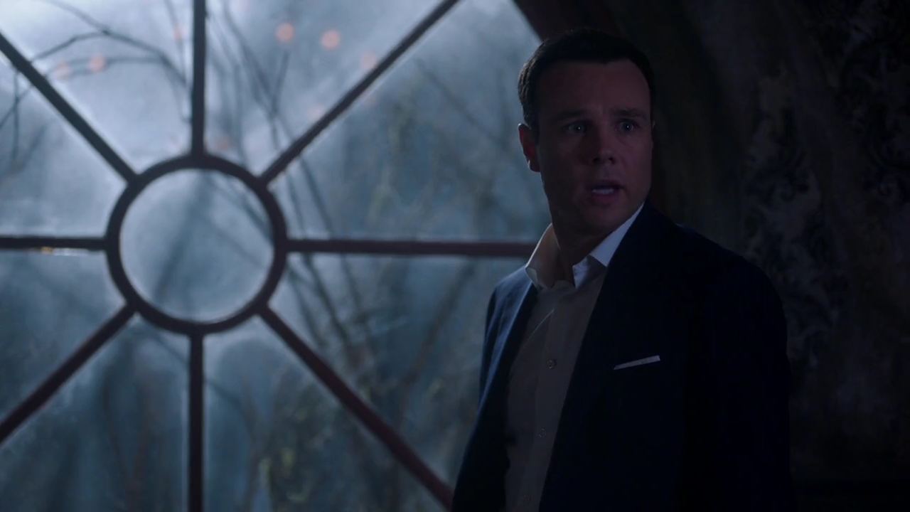 Charmed-Online-dot-nl_Charmed-1x20Ambush01421.jpg